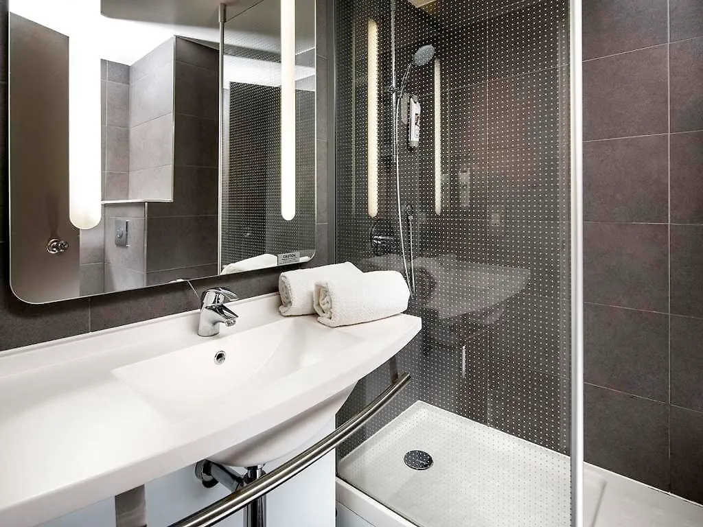 Ibis London Greenwich 3*,